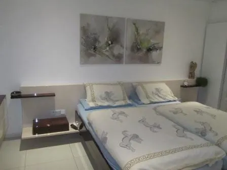 das SCHLAFZIMMER