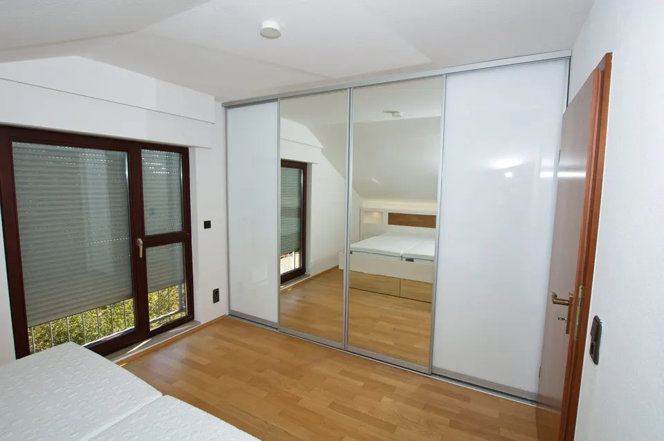 das SCHLAFZIMMER